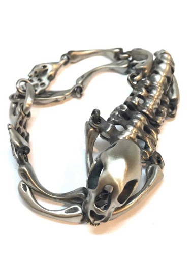Wholesaler Z. Emilie - Skeleton steel bracelet
