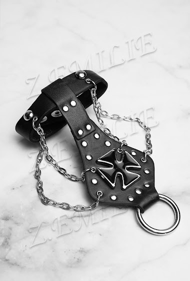 Wholesaler Z. Emilie - Maltese cross leather bracelet