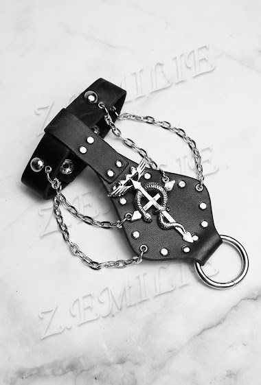 Grossiste Z. Emilie - Bracelet cuir punk croix