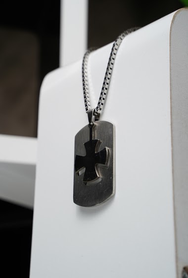 Großhändler Z. Emilie - Cross Maltese steel necklace