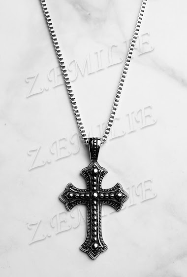 Großhändler Z. Emilie - Cross steel necklace