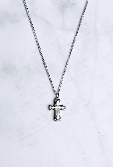 Wholesaler Z. Emilie - Cross steel necklace