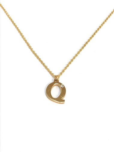 Wholesaler Z. Emilie - Initial Q with strass steel necklace