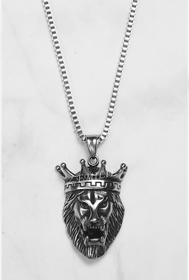 Großhändler Z. Emilie - Crowned lion steel necklace