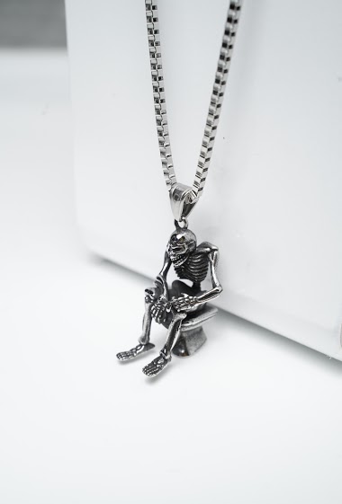 Wholesaler Z. Emilie - Skeleton on toilet steel necklace