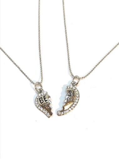Wholesaler Z. Emilie - Separated heart necklace writing « friend forever » with strass around