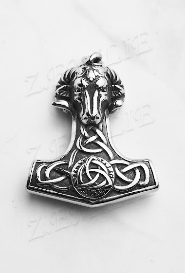 Deer viking steel pendant