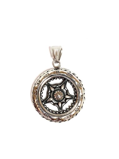 Wholesaler Z. Emilie - Wheel steel pendant