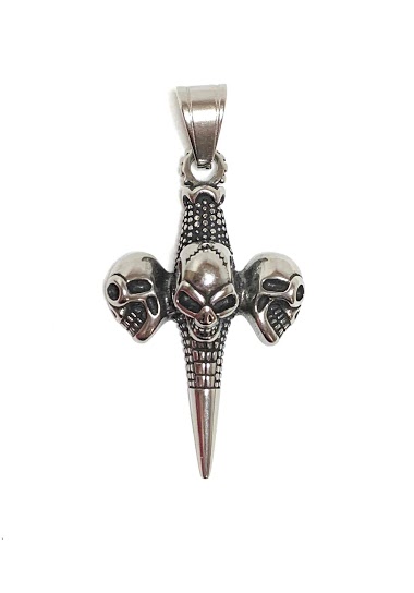 Wholesaler Z. Emilie - Triple skull steel pendant