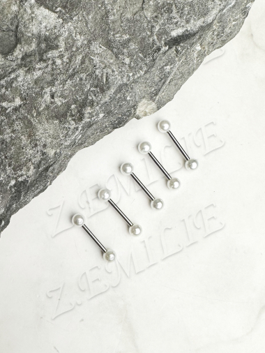 Wholesaler Z. Emilie - Nipple piercing