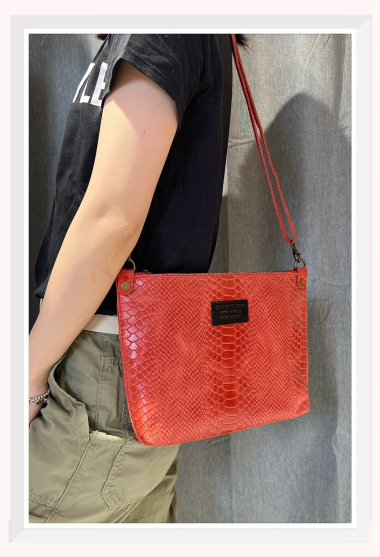 Wholesaler Z & Z - Python print leather shoulder bag