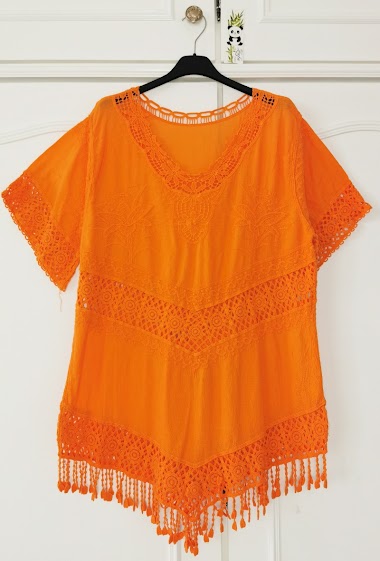 Wholesaler Zafa - Embroidered blouse with pompom