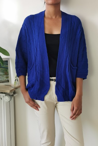 Vest with twisted detail, with two pockets, 3/4 sleeves