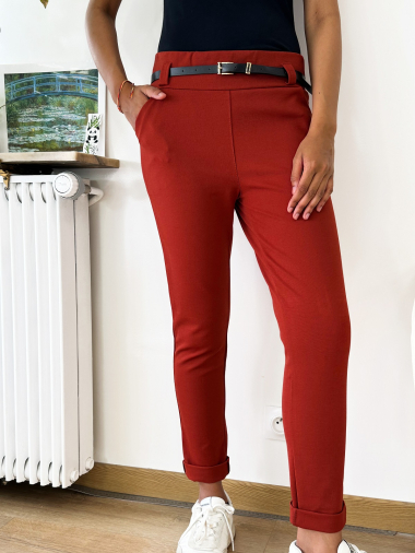 Grossiste Zafa - Legging extensible avec poche et ceinture.