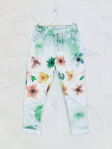 Wholesaler Zafa - Crinkled jogging bottoms with FLOWER PETALE print