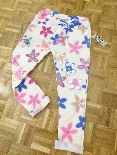 Wholesaler Zafa - Floral pants, with gold and silver metallic touches