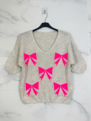 Wholesaler Zafa - Acrylic sweater with short sleeves and V-neck.