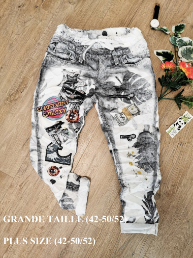 Großhändler Zafa - GROßE VERSION Jogginghose mit Knitter-Print