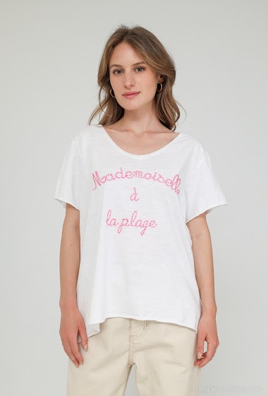 Großhändler Zelia - T-shirt with embroidered "Mademoiselle à la plage"