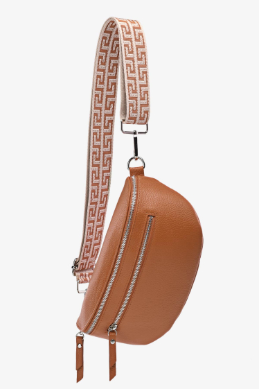 Wholesaler Zevento - ZE-9004-MT-039 Grained leather belt bag with patterned shoulder strap