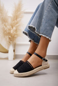 Sandale style espadrille avec motif dentelle