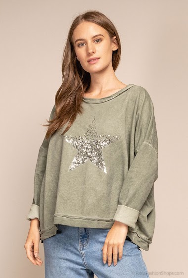Oversized top with embroidered star - For Her Paris