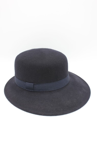 Italian Hat in pure wool null | PARIS FASHION SHOPS