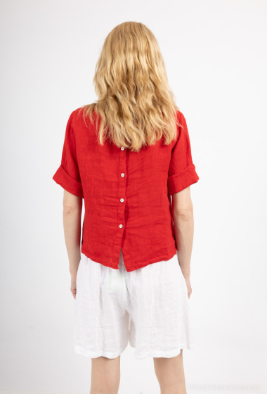 100% linen top, 3/4 sleeves, round neck and buttons at the back - For Her Paris