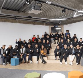 About bottom gallery 4